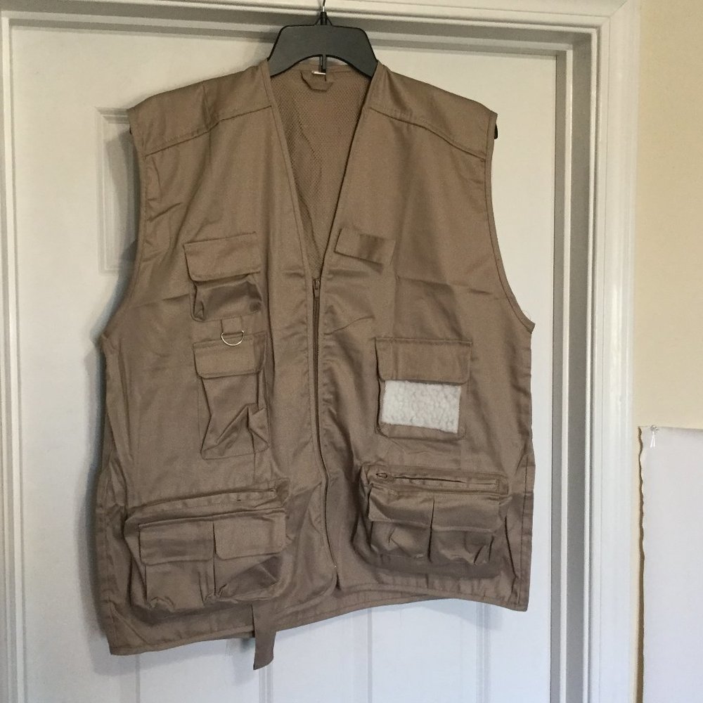 Cortland Size XL/XXL Fly Fishing Vest Lightweight